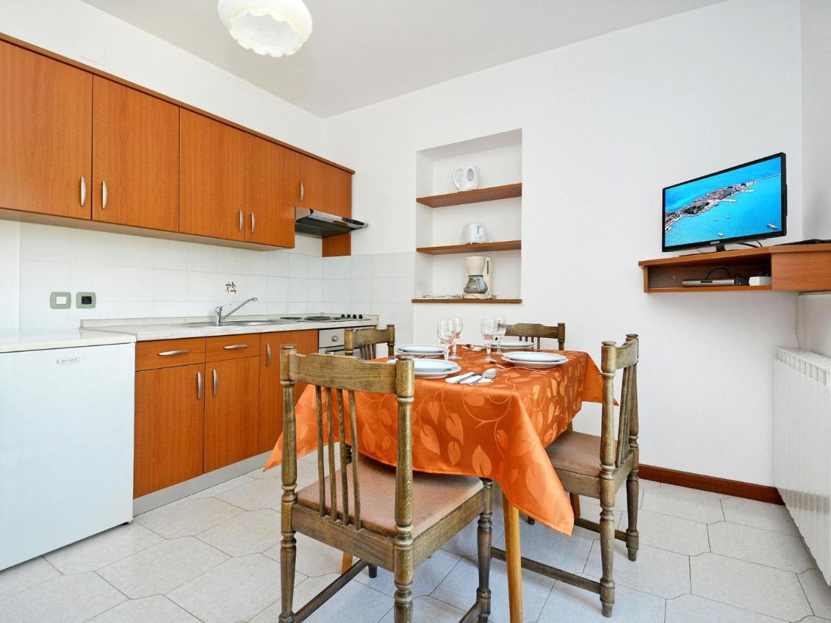 Apartment Albina-2 By Interhome Умаг Екстериор снимка